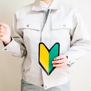 【求人】未経験から始めるオフィス家具などの什器施工の世界！のサムネイル